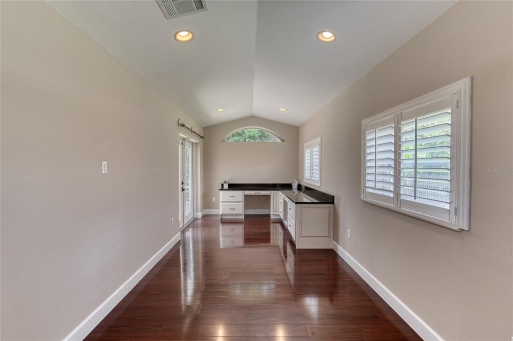 For Sale: $389,000 (3 beds, 2 baths, 1950 Square Feet)