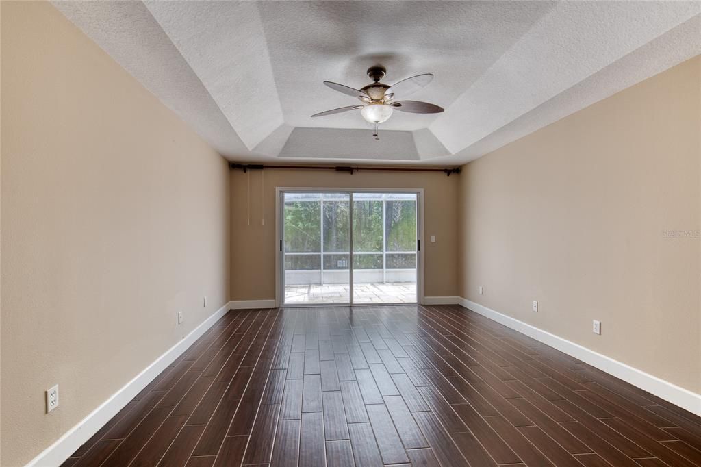 For Sale: $389,000 (3 beds, 2 baths, 1950 Square Feet)