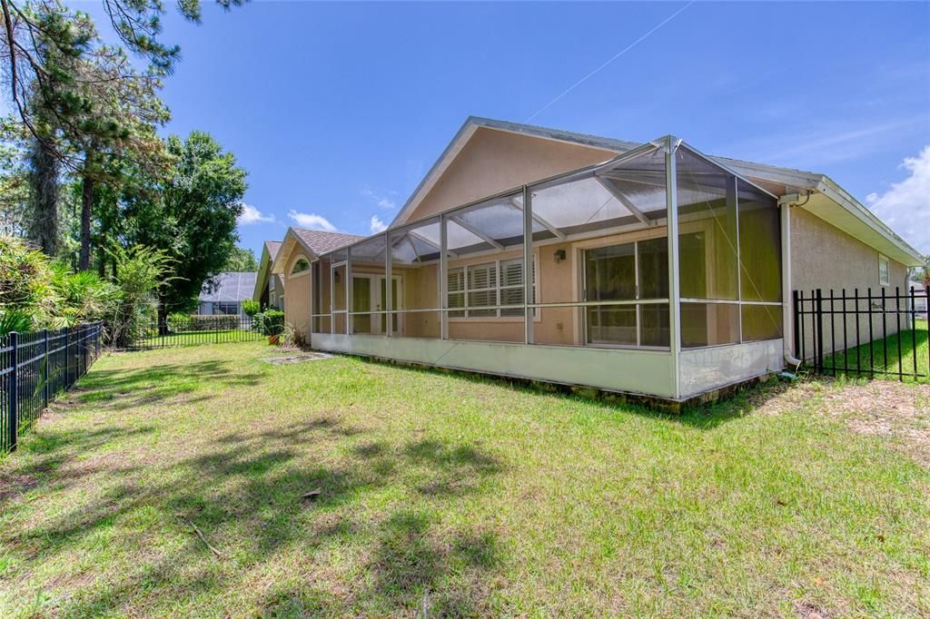 For Sale: $389,000 (3 beds, 2 baths, 1950 Square Feet)