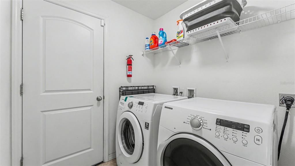 Active With Contract: $389,000 (4 beds, 2 baths, 1863 Square Feet)