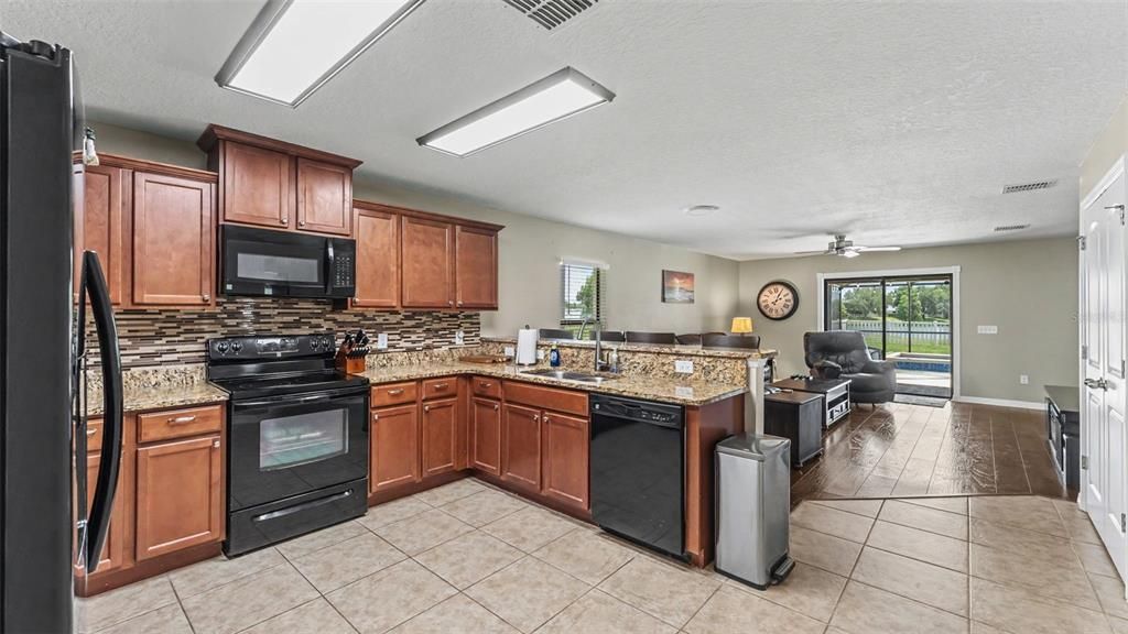 Active With Contract: $389,000 (4 beds, 2 baths, 1863 Square Feet)
