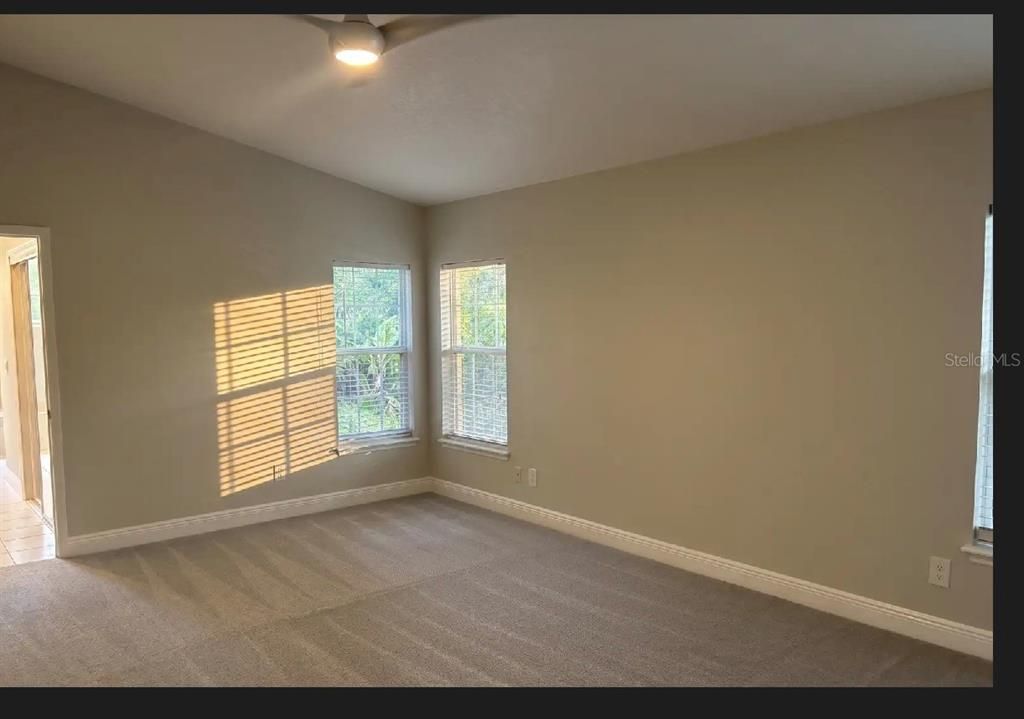 For Rent: $4,995 (4 beds, 3 baths, 3000 Square Feet)