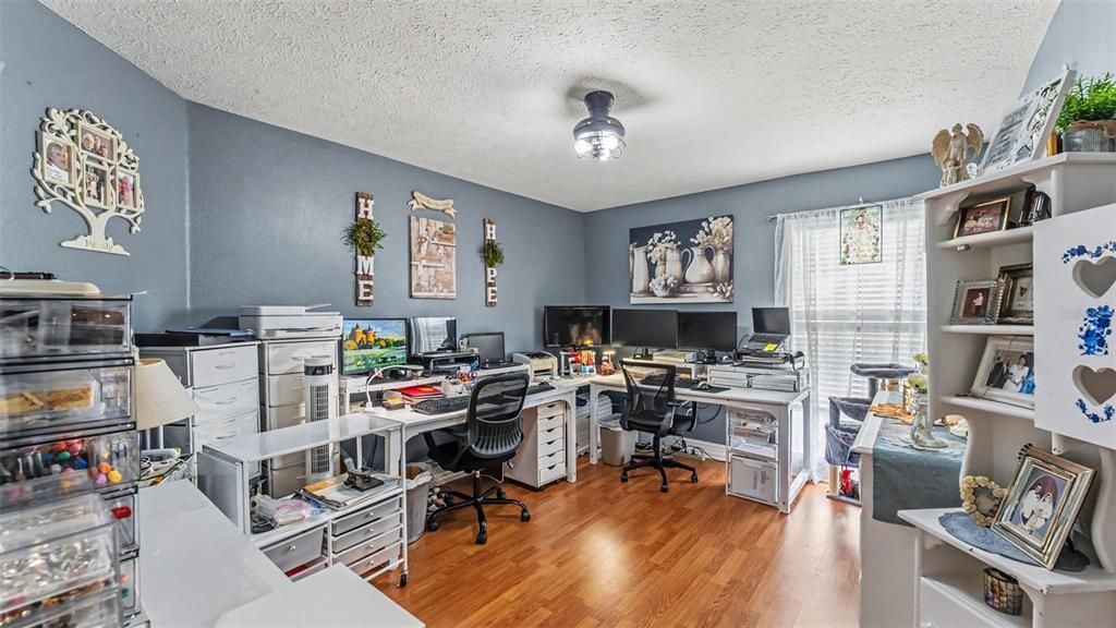 For Sale: $585,000 (4 beds, 3 baths, 2295 Square Feet)