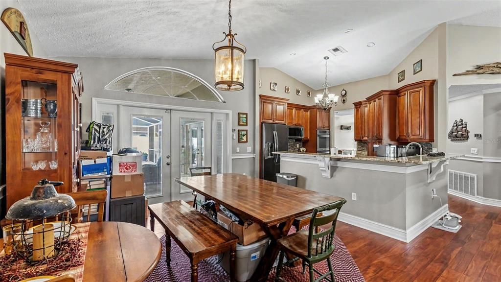 For Sale: $585,000 (4 beds, 3 baths, 2295 Square Feet)