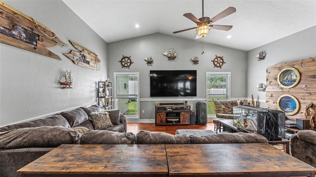 For Sale: $585,000 (4 beds, 3 baths, 2295 Square Feet)