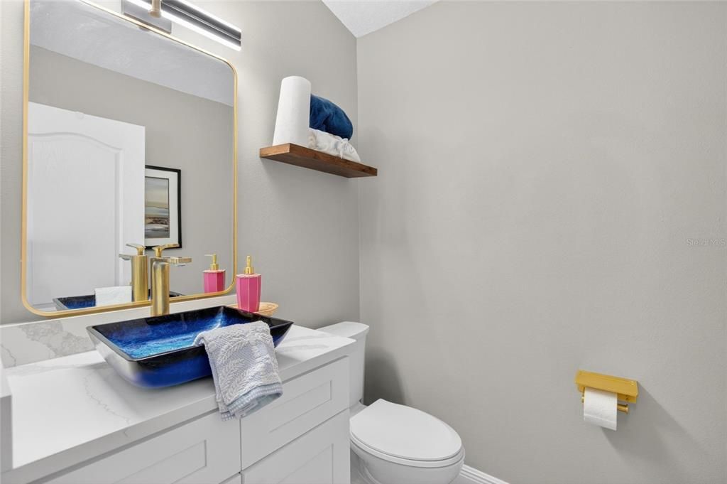 Active With Contract: $609,000 (4 beds, 2 baths, 2565 Square Feet)