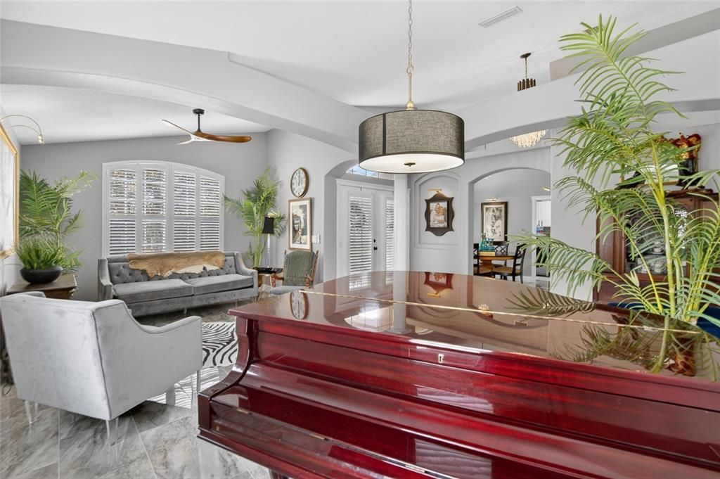 Active With Contract: $609,000 (4 beds, 2 baths, 2565 Square Feet)