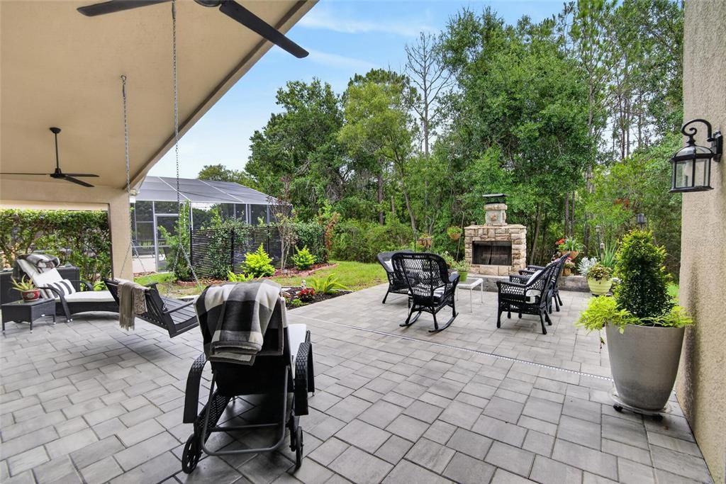Active With Contract: $609,000 (4 beds, 2 baths, 2565 Square Feet)