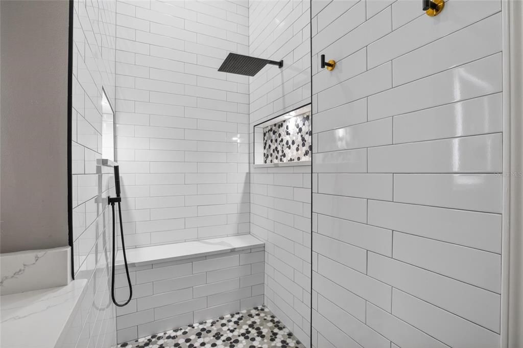 Active With Contract: $609,000 (4 beds, 2 baths, 2565 Square Feet)