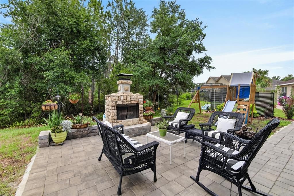 Active With Contract: $609,000 (4 beds, 2 baths, 2565 Square Feet)