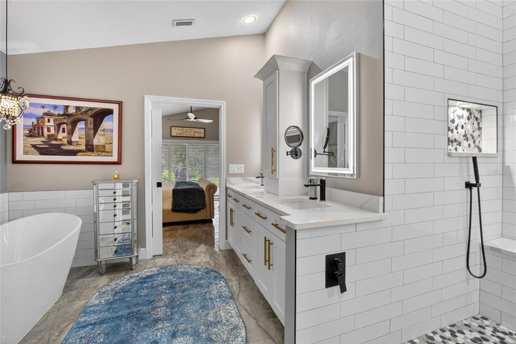 Active With Contract: $609,000 (4 beds, 2 baths, 2565 Square Feet)