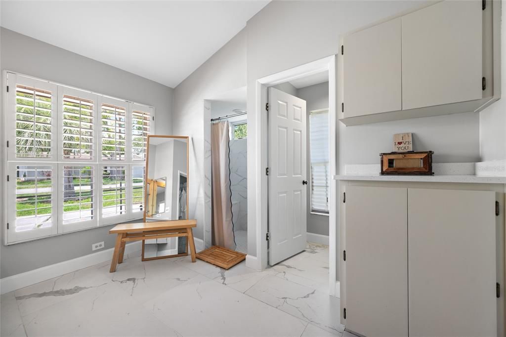 For Sale: $332,000 (3 beds, 2 baths, 1835 Square Feet)