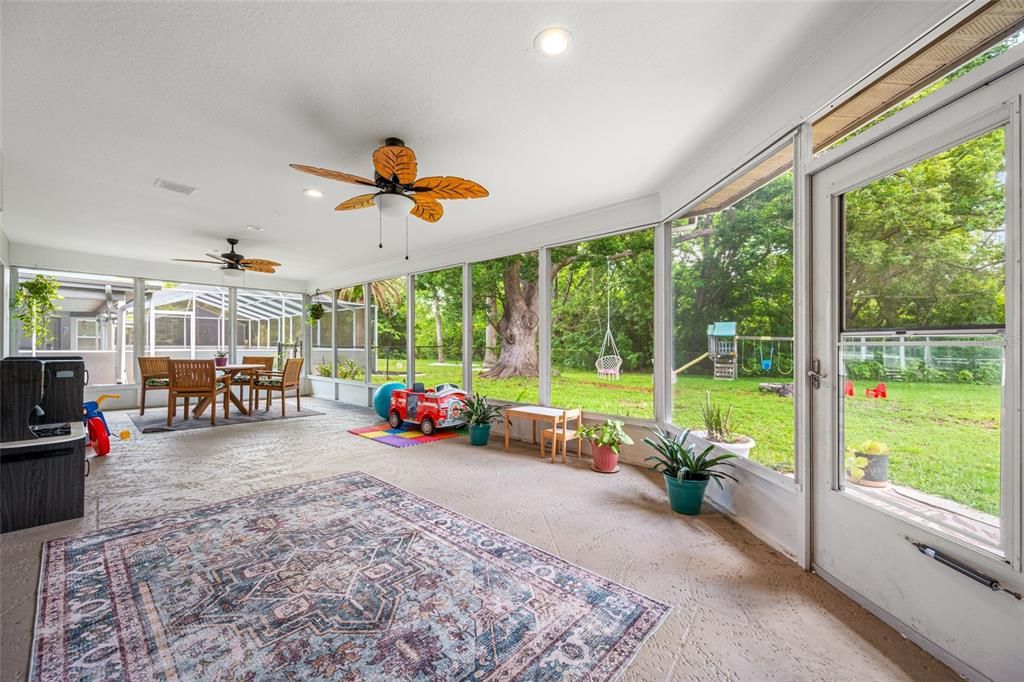 For Sale: $332,000 (3 beds, 2 baths, 1835 Square Feet)