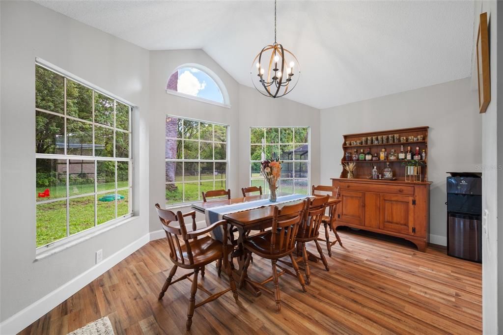 For Sale: $332,000 (3 beds, 2 baths, 1835 Square Feet)
