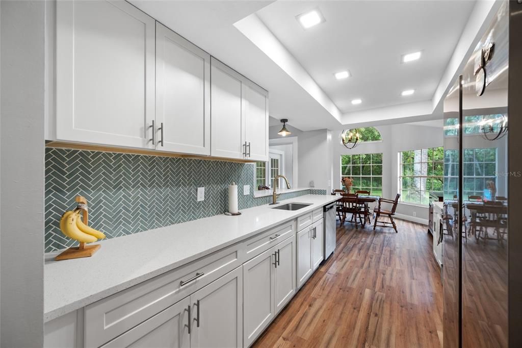 For Sale: $332,000 (3 beds, 2 baths, 1835 Square Feet)