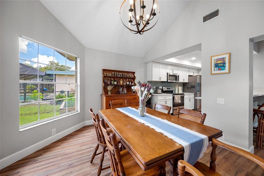 For Sale: $332,000 (3 beds, 2 baths, 1835 Square Feet)