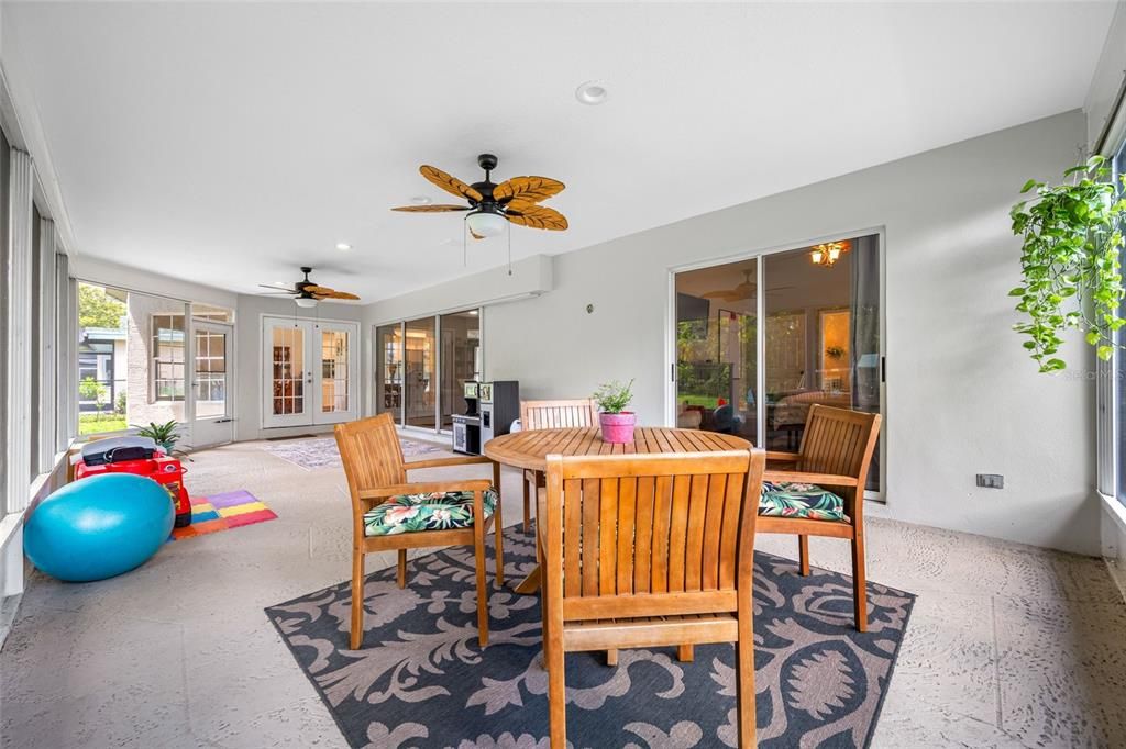 For Sale: $332,000 (3 beds, 2 baths, 1835 Square Feet)