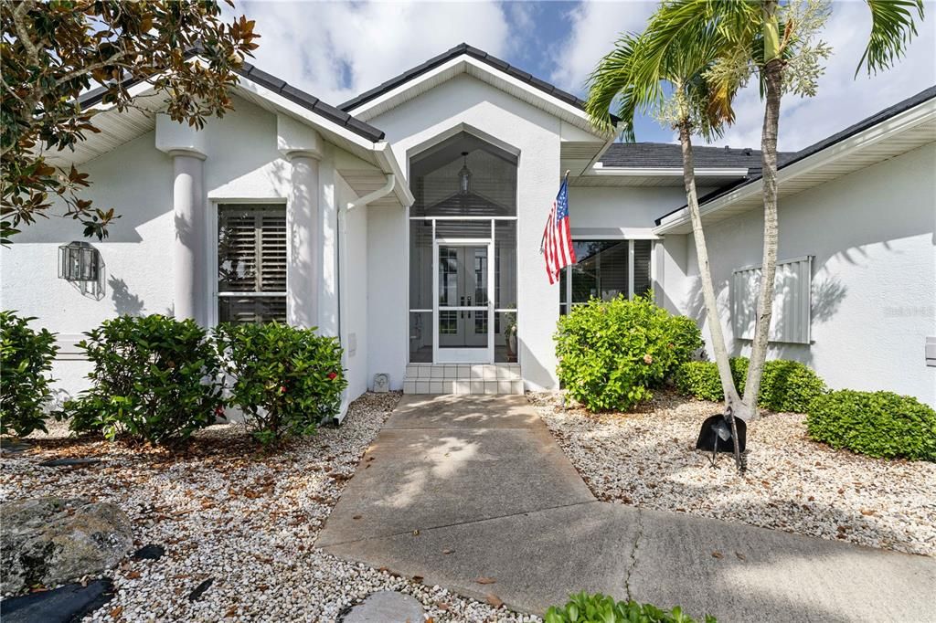 For Sale: $659,000 (3 beds, 2 baths, 2305 Square Feet)