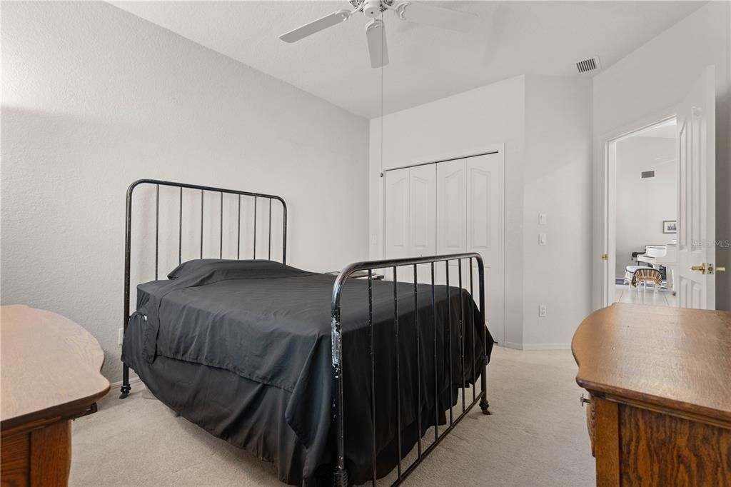 For Sale: $659,000 (3 beds, 2 baths, 2305 Square Feet)