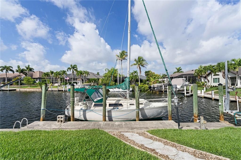 For Sale: $659,000 (3 beds, 2 baths, 2305 Square Feet)