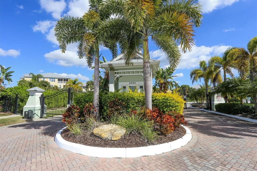 For Rent: $4,200 (4 beds, 3 baths, 2628 Square Feet)