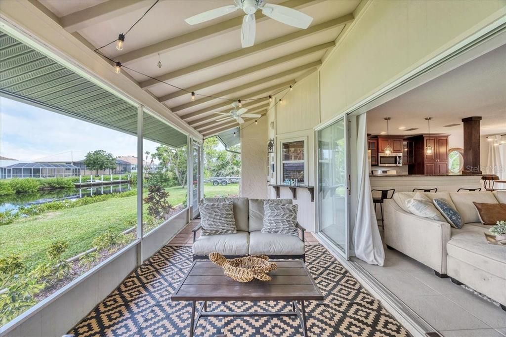 For Rent: $3,200 (2 beds, 2 baths, 1286 Square Feet)