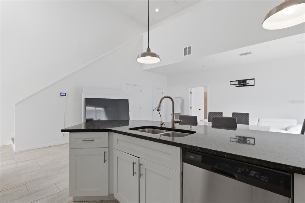 For Sale: $419,000 (3 beds, 2 baths, 1500 Square Feet)