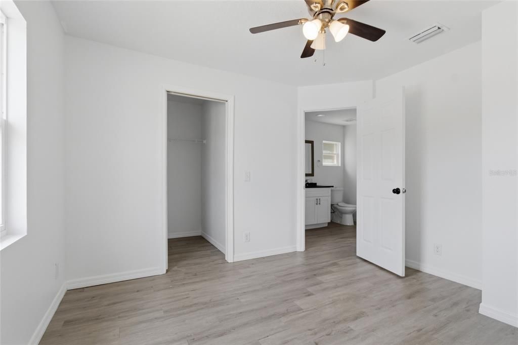 For Sale: $419,000 (3 beds, 2 baths, 1500 Square Feet)