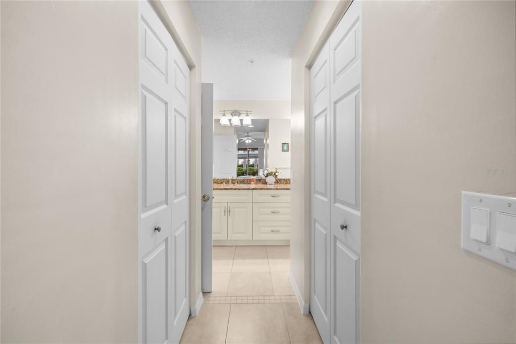 For Sale: $275,000 (2 beds, 2 baths, 1147 Square Feet)