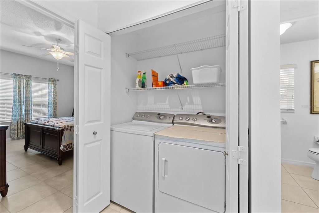 For Sale: $275,000 (2 beds, 2 baths, 1147 Square Feet)