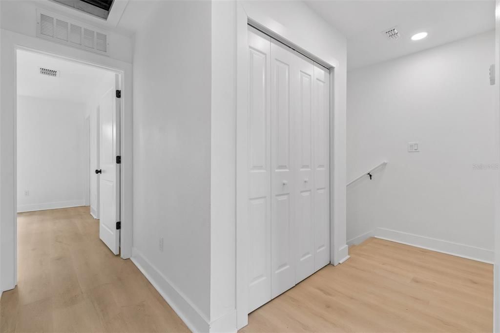 For Rent: $1,850 (4 beds, 2 baths, 1362 Square Feet)