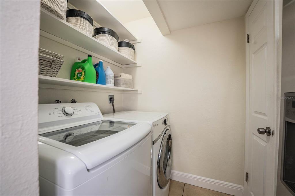 Active With Contract: $339,000 (3 beds, 2 baths, 1424 Square Feet)