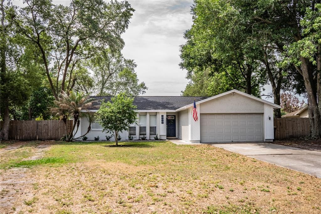 Active With Contract: $339,000 (3 beds, 2 baths, 1424 Square Feet)