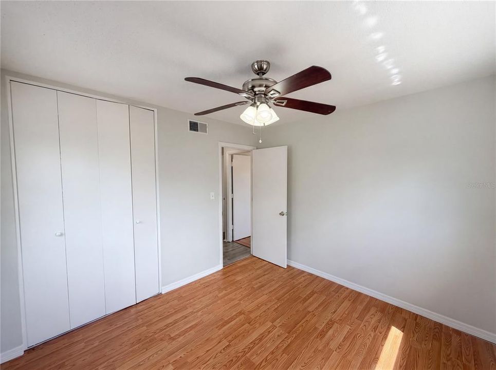 En Venta: $232,000 (3 camas, 2 baños, 1403 Pies cuadrados)