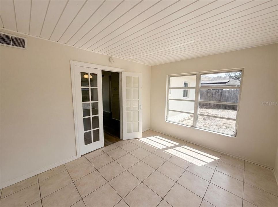 En Venta: $232,000 (3 camas, 2 baños, 1403 Pies cuadrados)