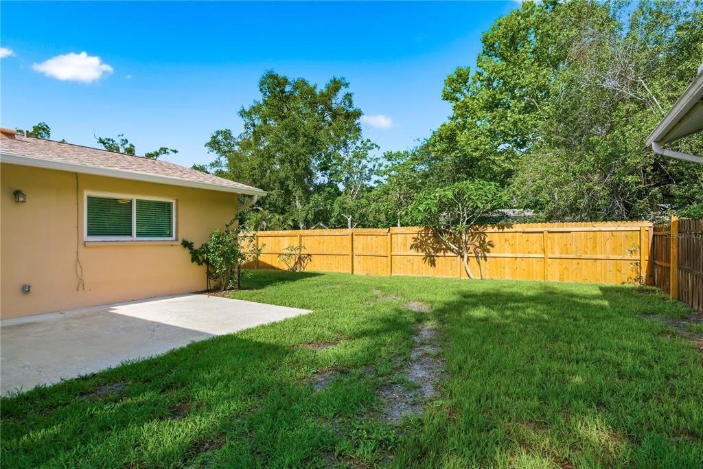 For Rent: $2,600 (3 beds, 2 baths, 1245 Square Feet)