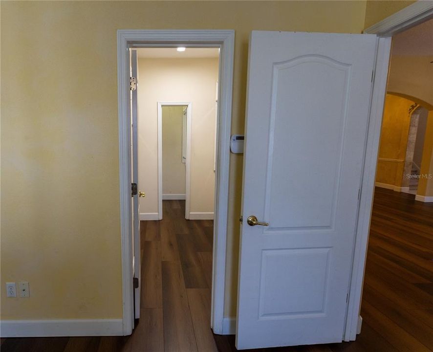 Activo con contrato: $650,000 (4 camas, 3 baños, 2192 Pies cuadrados)