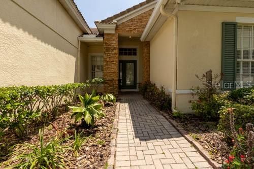 Activo con contrato: $650,000 (4 camas, 3 baños, 2192 Pies cuadrados)