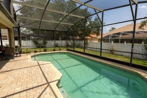 Activo con contrato: $650,000 (4 camas, 3 baños, 2192 Pies cuadrados)