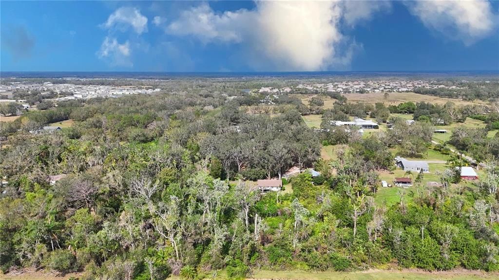 En Venta: $3,700,777 (15.03 acres)