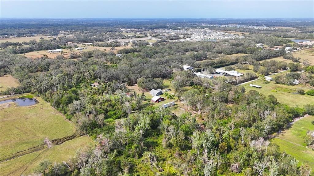En Venta: $3,700,777 (15.03 acres)