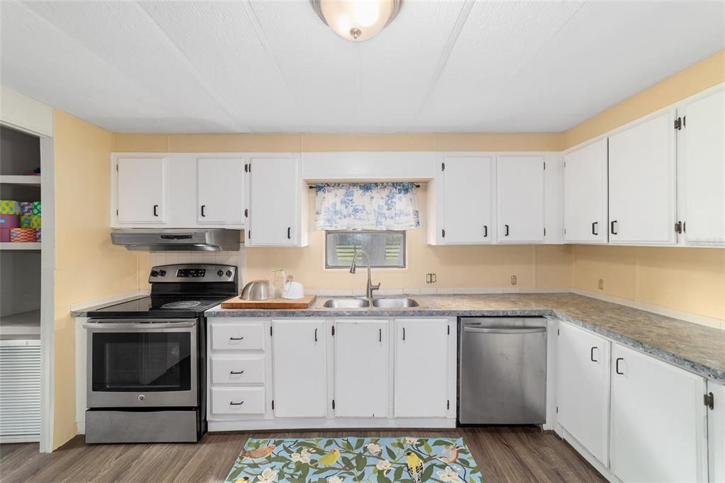 En Venta: $495,000 (3 camas, 2 baños, 1448 Pies cuadrados)