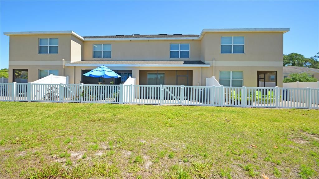 For Rent: $2,200 (3 beds, 2 baths, 1666 Square Feet)