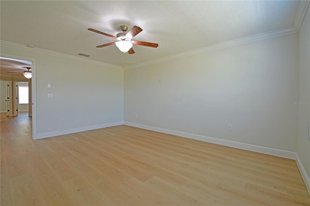 For Rent: $2,200 (3 beds, 2 baths, 1666 Square Feet)