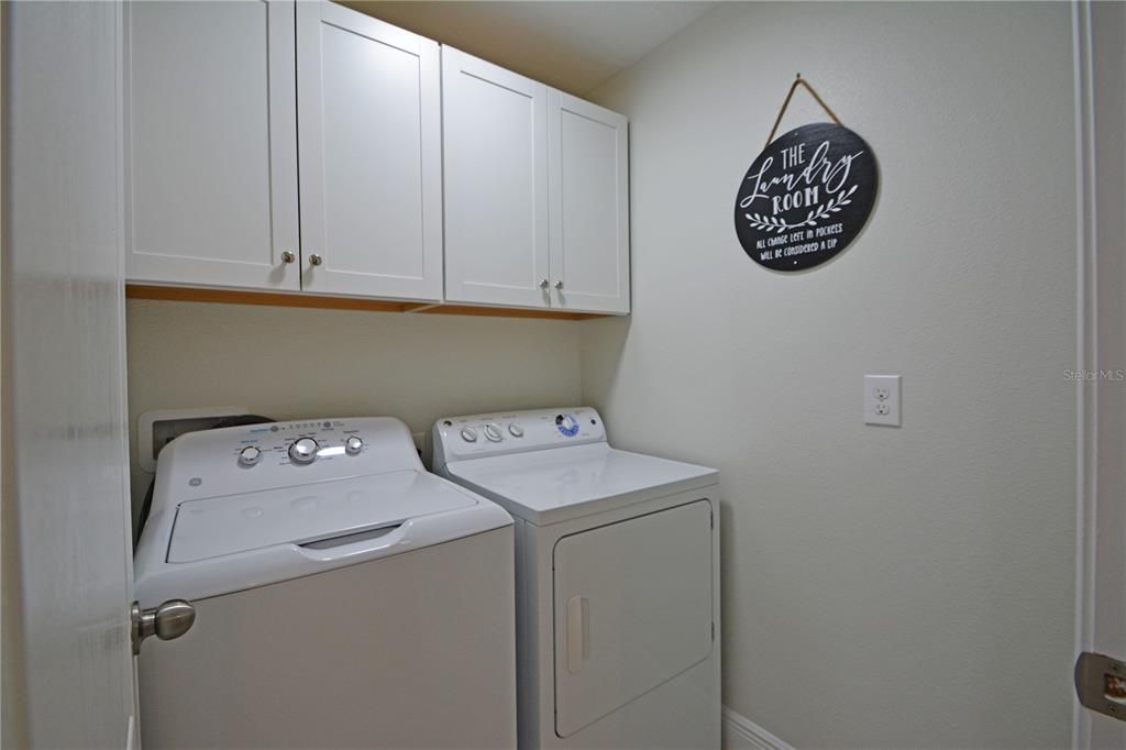 For Rent: $2,200 (3 beds, 2 baths, 1666 Square Feet)