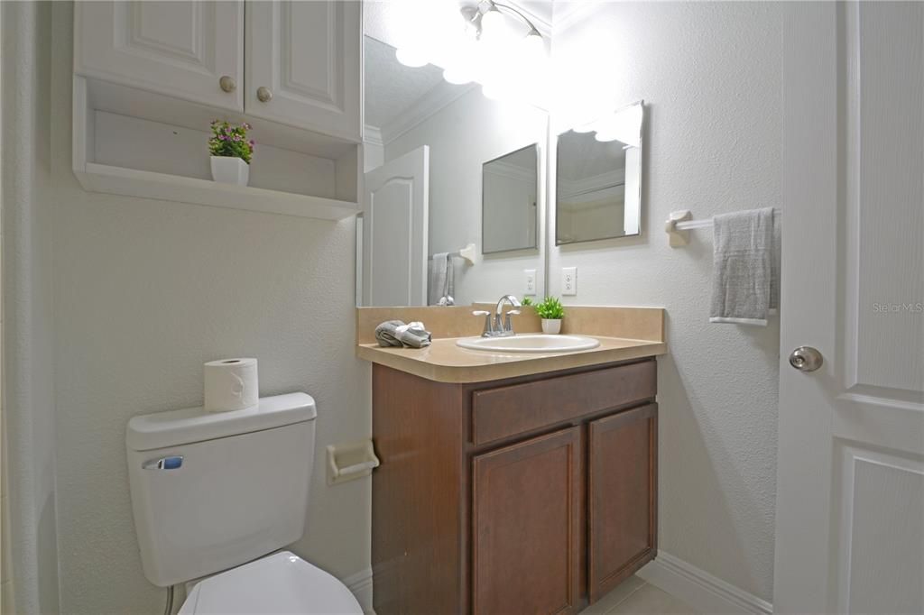 For Rent: $2,200 (3 beds, 2 baths, 1666 Square Feet)
