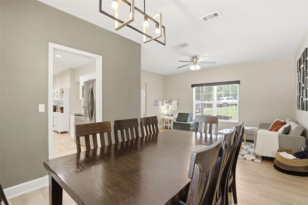 For Sale: $414,000 (4 beds, 2 baths, 1749 Square Feet)