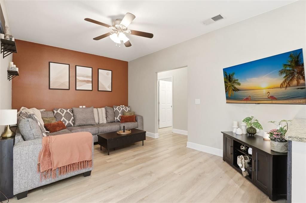 For Sale: $414,000 (4 beds, 2 baths, 1749 Square Feet)