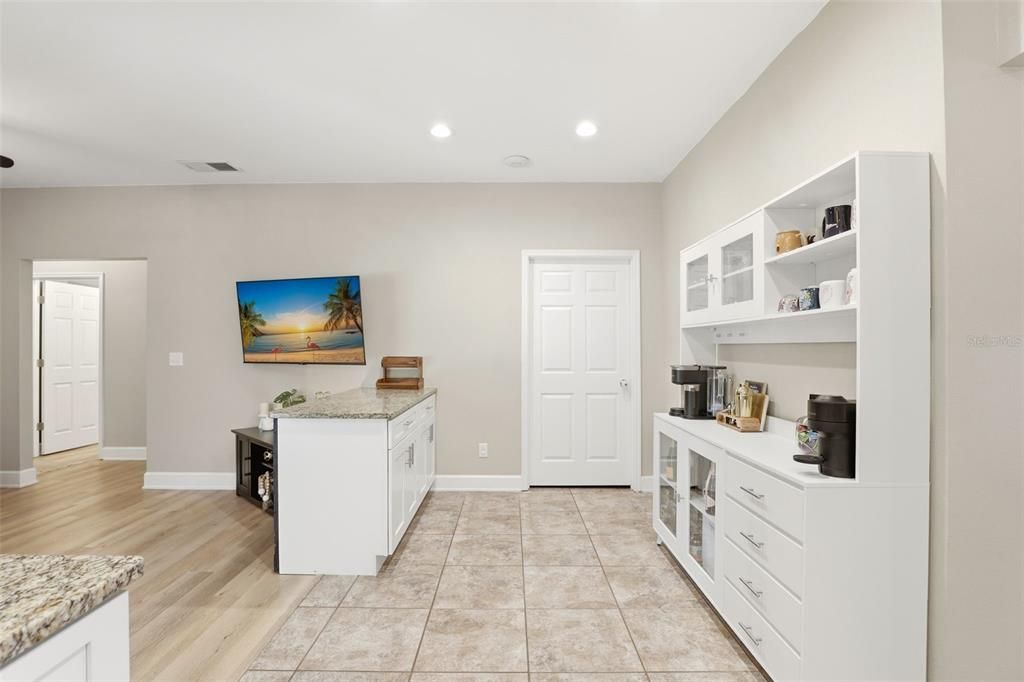 For Sale: $414,000 (4 beds, 2 baths, 1749 Square Feet)