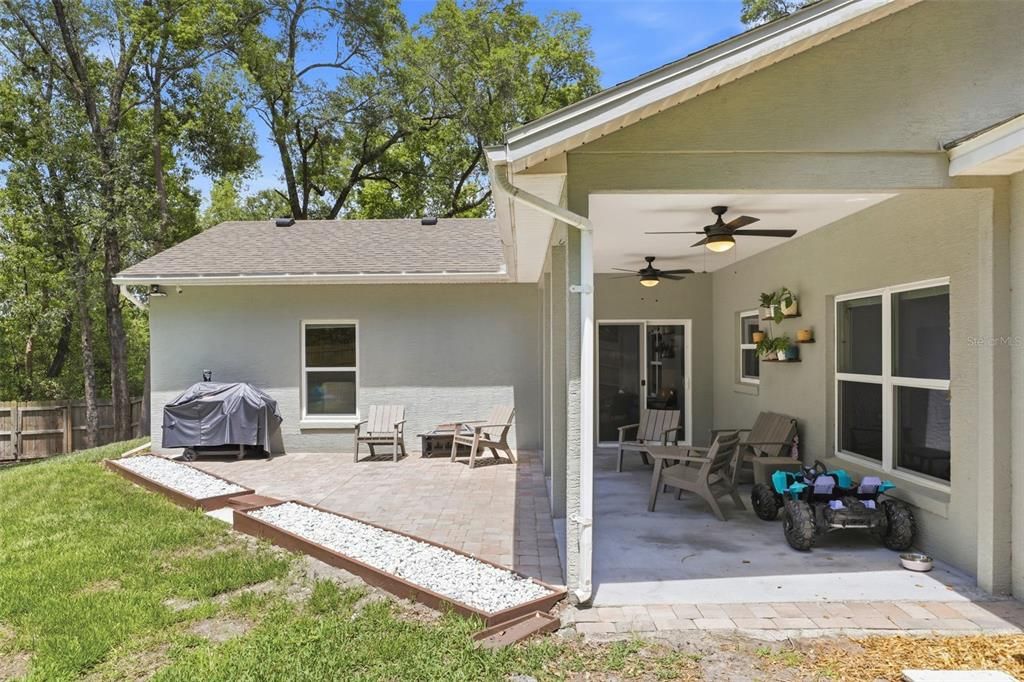 For Sale: $414,000 (4 beds, 2 baths, 1749 Square Feet)